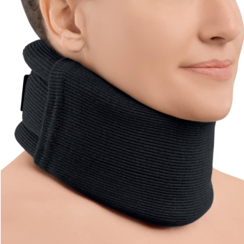 Collier cervical C2 évolutif en C1