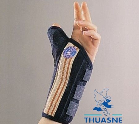 Manurhizo Junior : Attelle de poignet-pouce Thuasne
